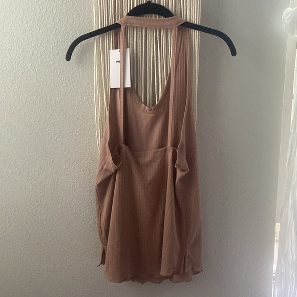 🆕 Nike Yoga Tank in Tan • Woman’s Size Small - Picture 9 of 9